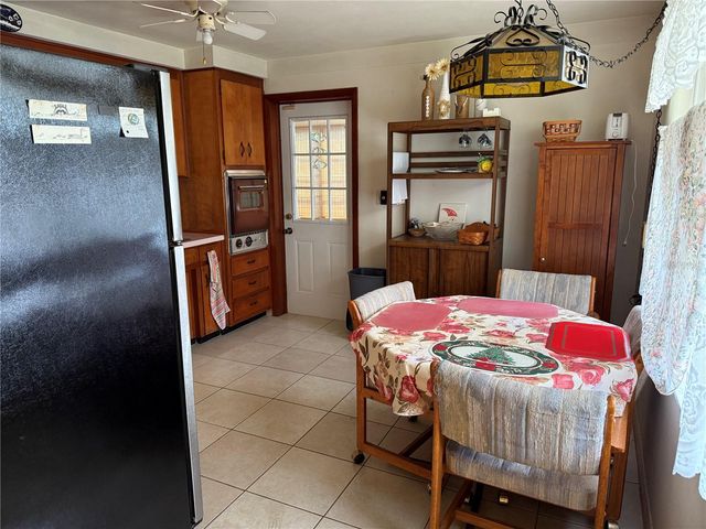 5854 9TH STREET, Zephyrhills, FL 33542