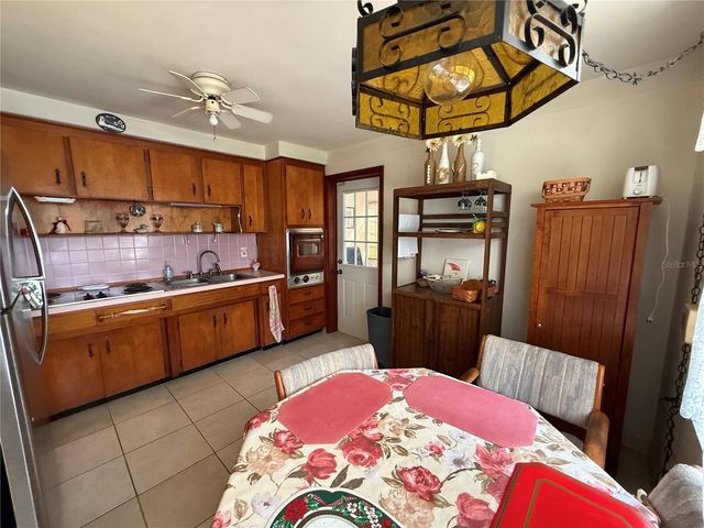 5854 9TH STREET, Zephyrhills, FL 33542