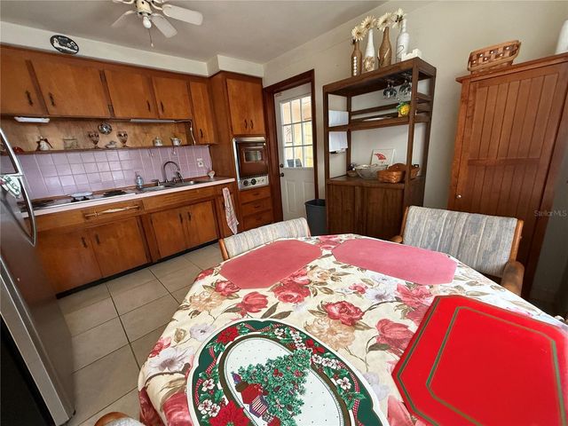 5854 9TH STREET, Zephyrhills, FL 33542