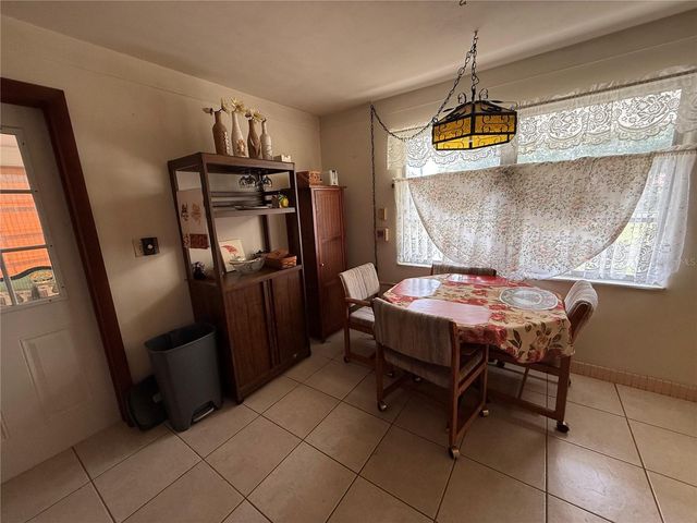 5854 9TH STREET, Zephyrhills, FL 33542