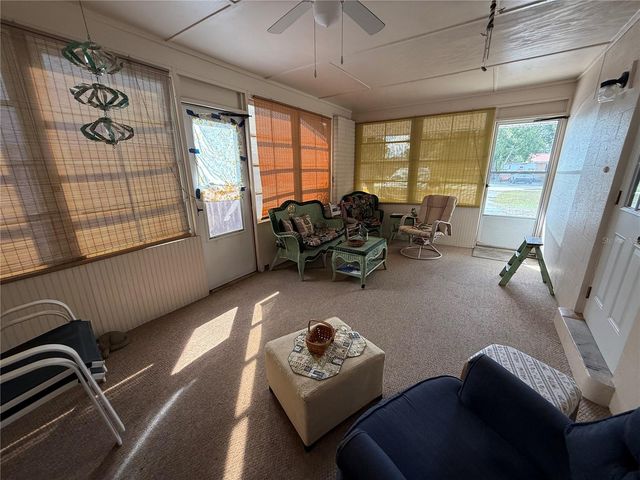 5854 9TH STREET, Zephyrhills, FL 33542