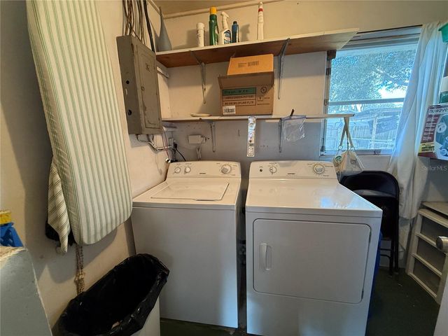 5854 9TH STREET, Zephyrhills, FL 33542