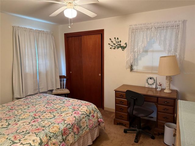 5854 9TH STREET, Zephyrhills, FL 33542