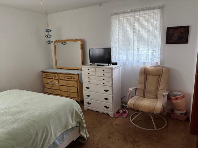 5854 9TH STREET, Zephyrhills, FL 33542