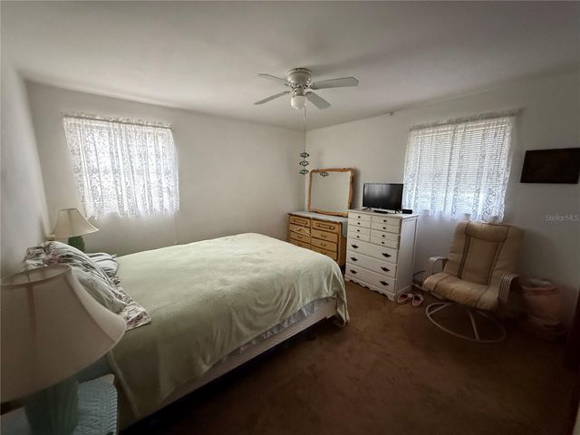 5854 9TH STREET, Zephyrhills, FL 33542