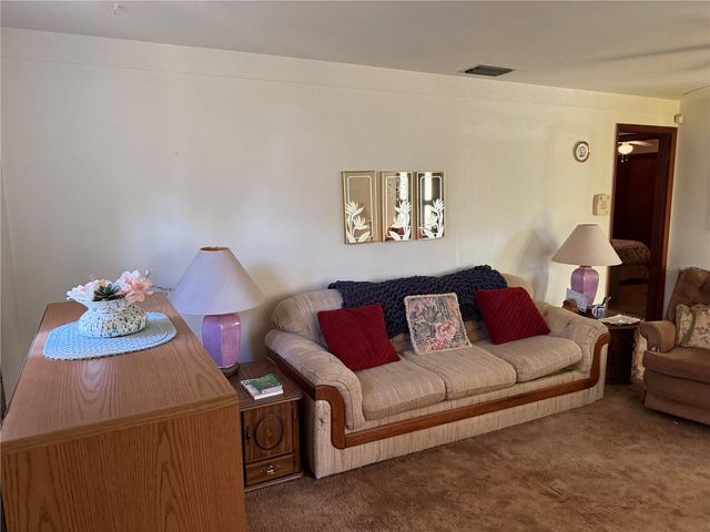 5854 9TH STREET, Zephyrhills, FL 33542