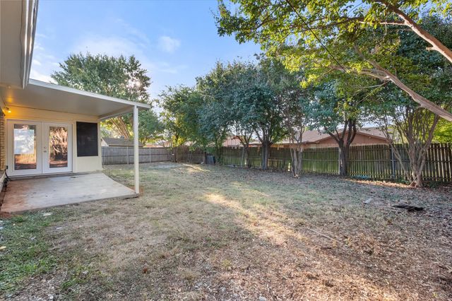 906 Lemontree Court, Arlington, TX 76017
