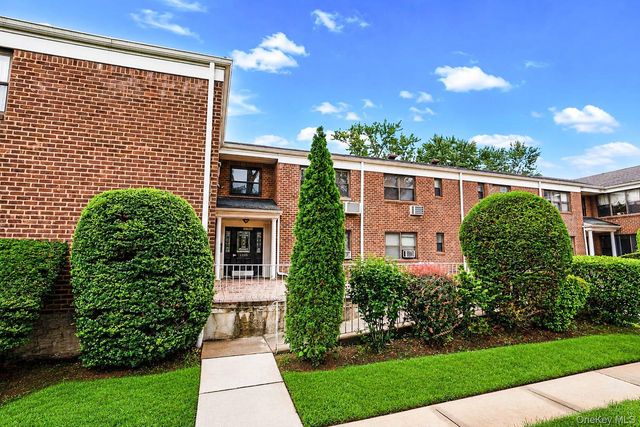 1205 Broadway F-24, Hewlett, NY 11557