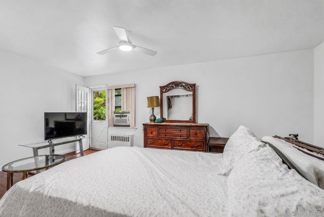 1205 Broadway F-24, Hewlett, NY 11557