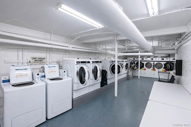 1205 Broadway F-24, Hewlett, NY 11557