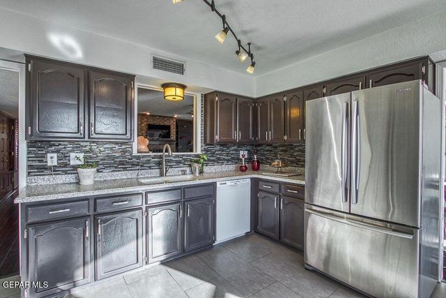 6344 VIA AVENTURA Drive, El Paso, TX 79912