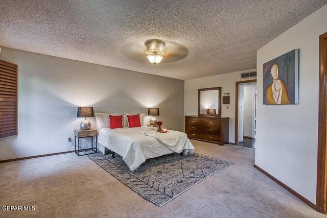 6344 VIA AVENTURA Drive, El Paso, TX 79912