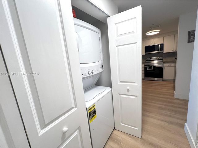 1250 S Miami Ave 2310, Miami, FL 33130