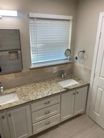 2626 Tidewater Drive, Houston, TX 77045