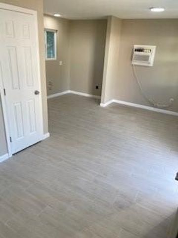 2626 Tidewater Drive, Houston, TX 77045