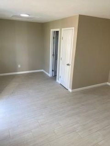 2626 Tidewater Drive, Houston, TX 77045