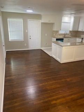 2626 Tidewater Drive, Houston, TX 77045
