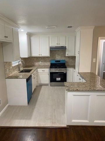 2626 Tidewater Drive, Houston, TX 77045