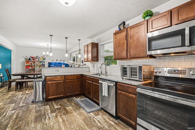 26560 Gaited Horse Trail, South Bend, IN 46619
