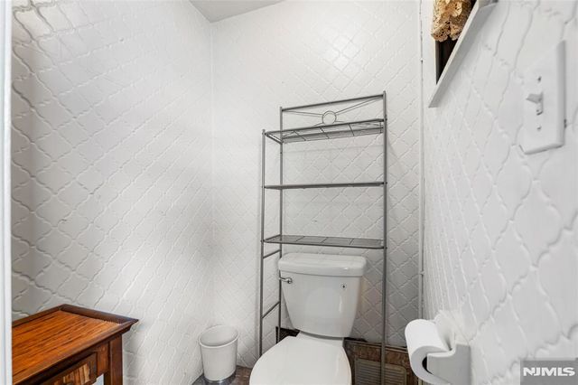 26 Franklin Street, Verona, NJ 07044