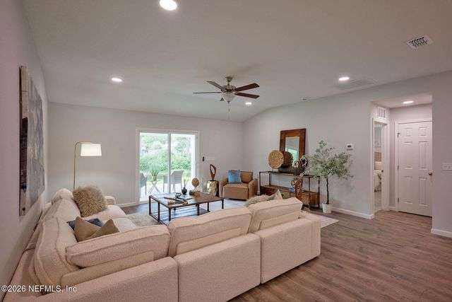 6590 ALINE Road, Jacksonville, FL 32244