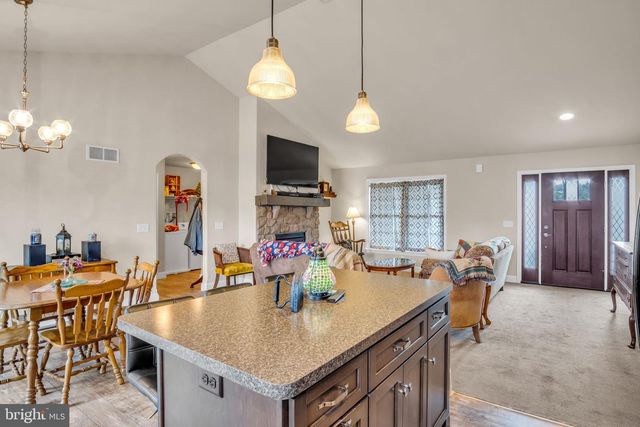 1519 ROLLING MEADOW RD, Lebanon, PA 17046