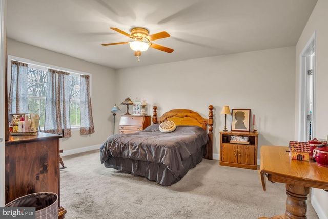 1519 ROLLING MEADOW RD, Lebanon, PA 17046