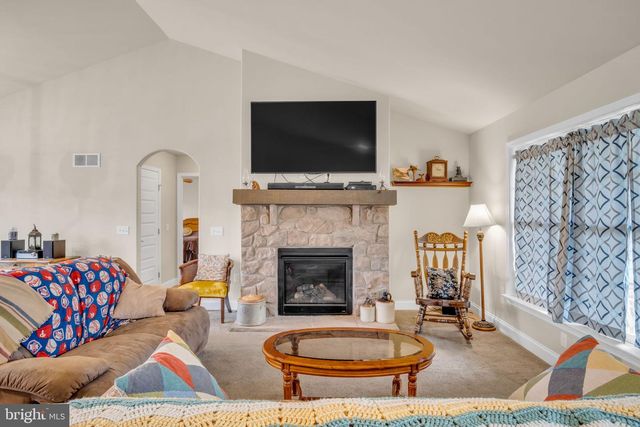 1519 ROLLING MEADOW RD, Lebanon, PA 17046