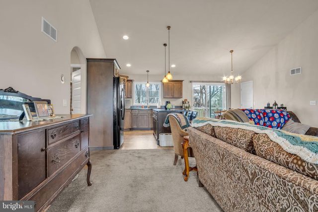 1519 ROLLING MEADOW RD, Lebanon, PA 17046