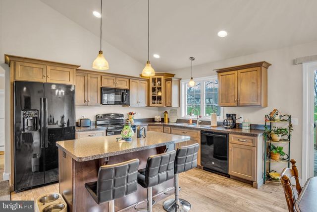 1519 ROLLING MEADOW RD, Lebanon, PA 17046