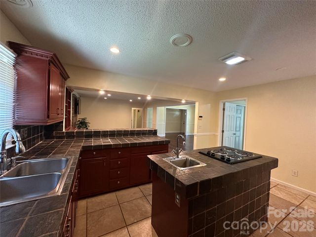 5836 Lebanon Road, Charlotte, NC 28227