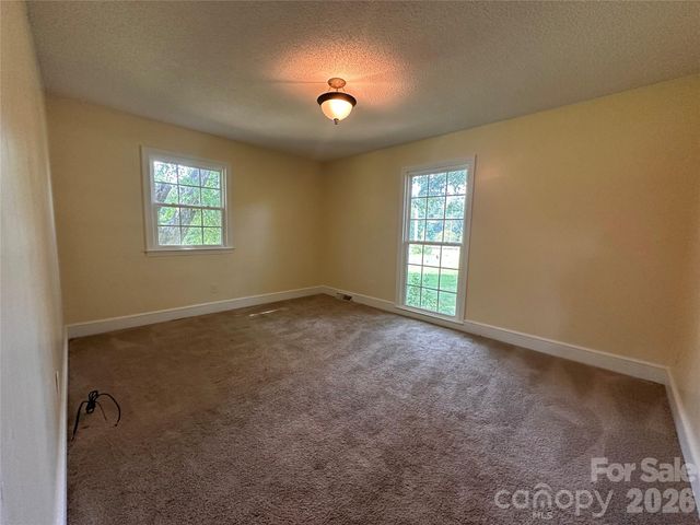5836 Lebanon Road, Charlotte, NC 28227
