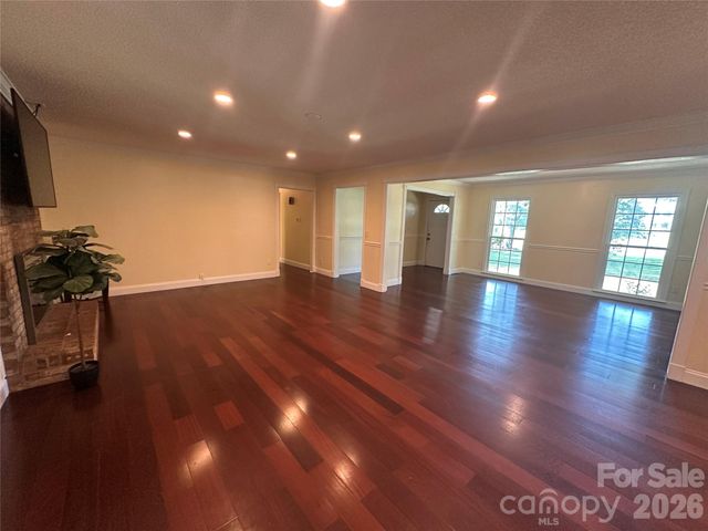 5836 Lebanon Road, Charlotte, NC 28227