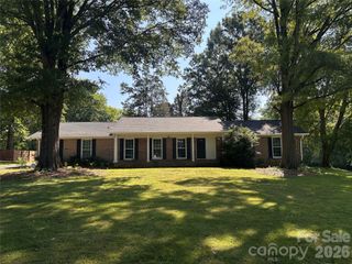 5836 Lebanon Road, Charlotte, NC 28227