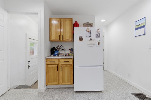1411 Pierre Street, Manhattan, KS 66502