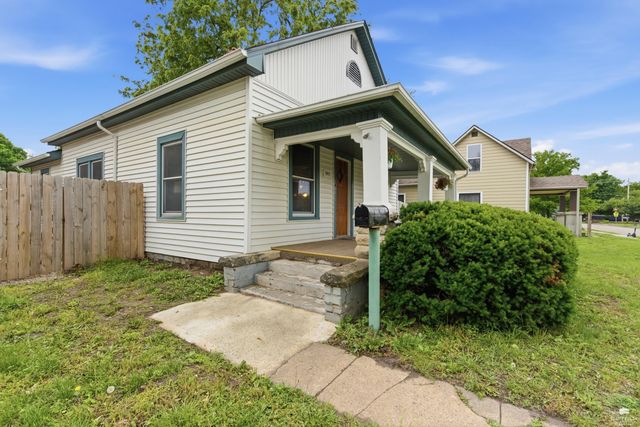 1411 Pierre Street, Manhattan, KS 66502