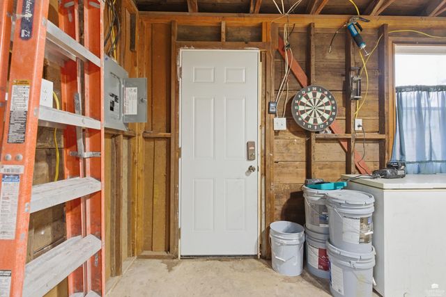 1411 Pierre Street, Manhattan, KS 66502