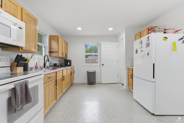 1411 Pierre Street, Manhattan, KS 66502