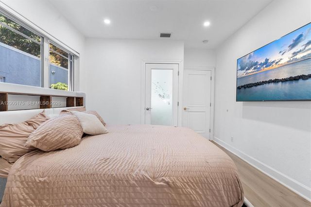 2231 SW 17th St, Miami, FL 33145