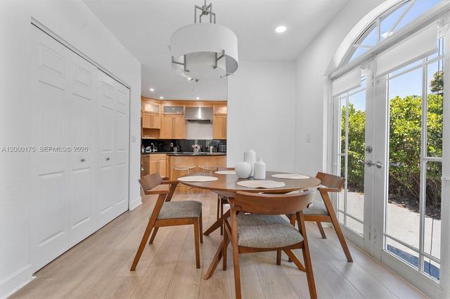 2231 SW 17th St, Miami, FL 33145