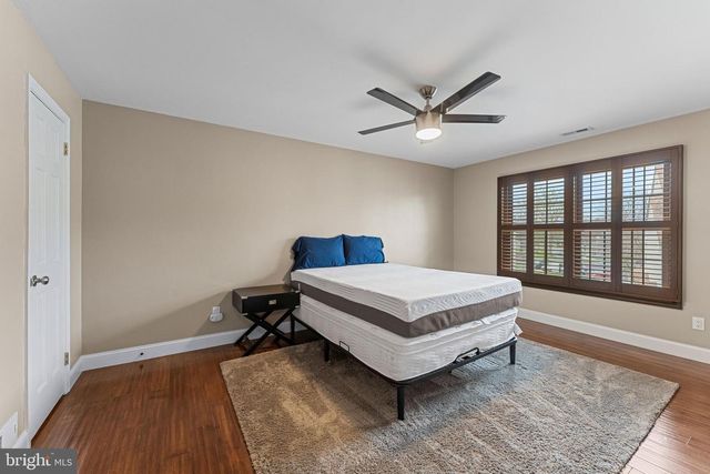 3408-B NEILS CT, Mount Laurel, NJ 08054