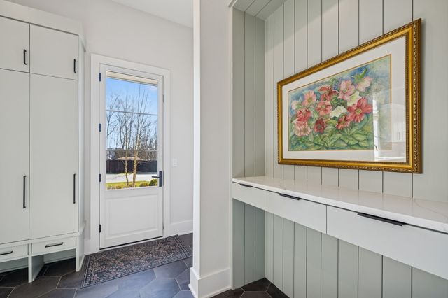 7338 Harlow Dr, College Grove, TN 37046