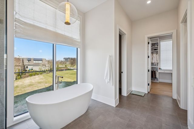 7338 Harlow Dr, College Grove, TN 37046
