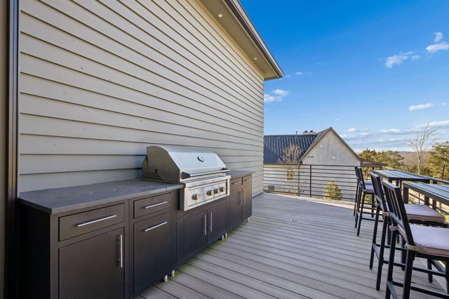 7338 Harlow Dr, College Grove, TN 37046