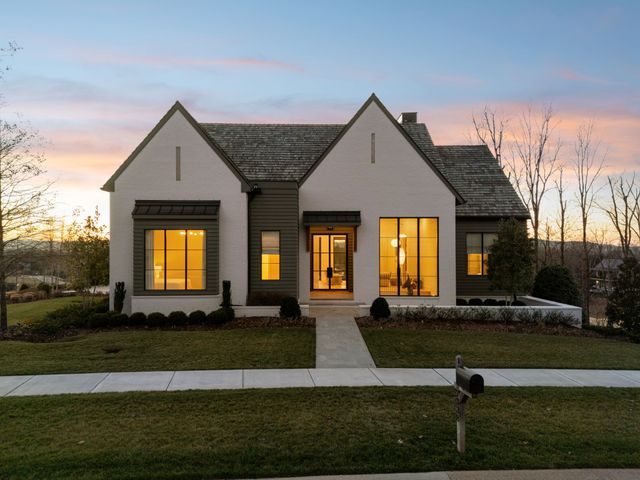 7338 Harlow Dr, College Grove, TN 37046