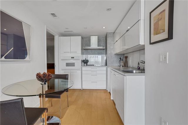 199 14th Street NE 1512, Atlanta, GA 30309