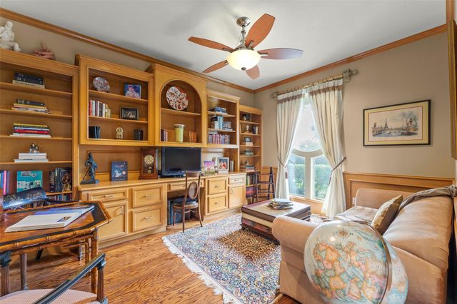 65 Schubach Drive, Sugar Land, TX 77479