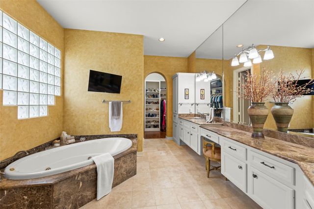 65 Schubach Drive, Sugar Land, TX 77479