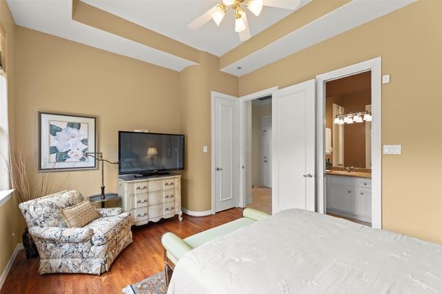65 Schubach Drive, Sugar Land, TX 77479