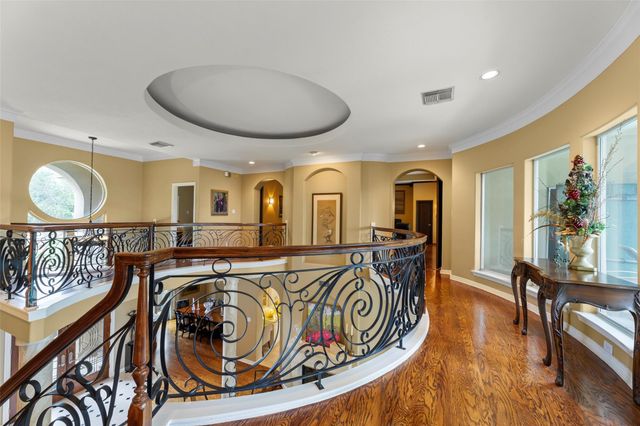 65 Schubach Drive, Sugar Land, TX 77479